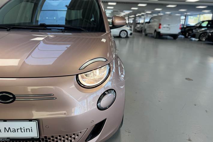 undefined Fiat 500e fra 2024