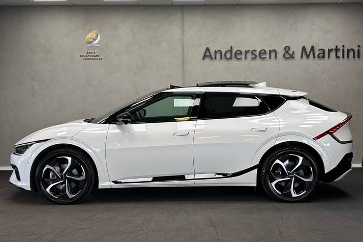 Hvid Kia EV6 fra 2024