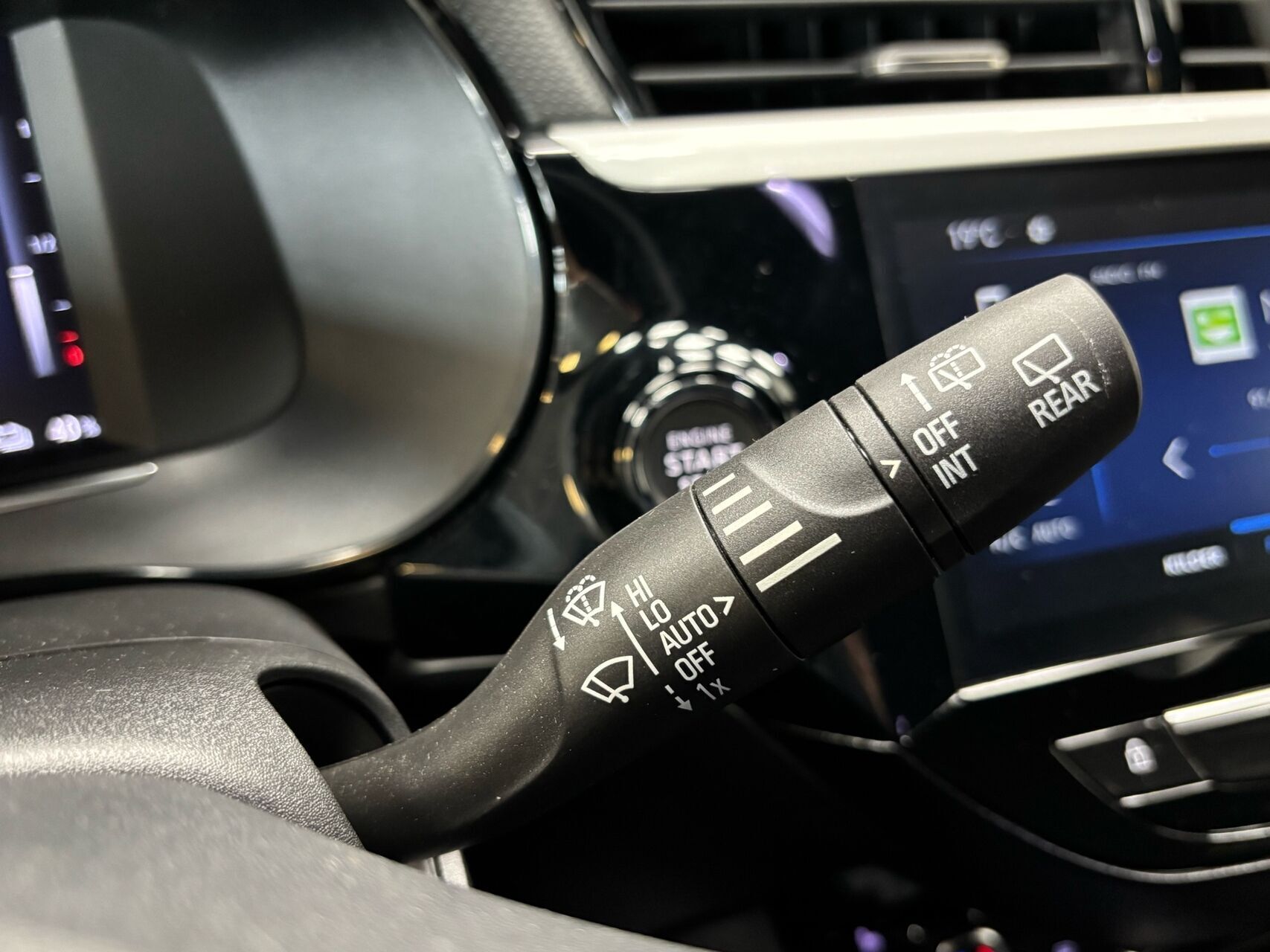 Sort Opel Corsa-e fra 2024