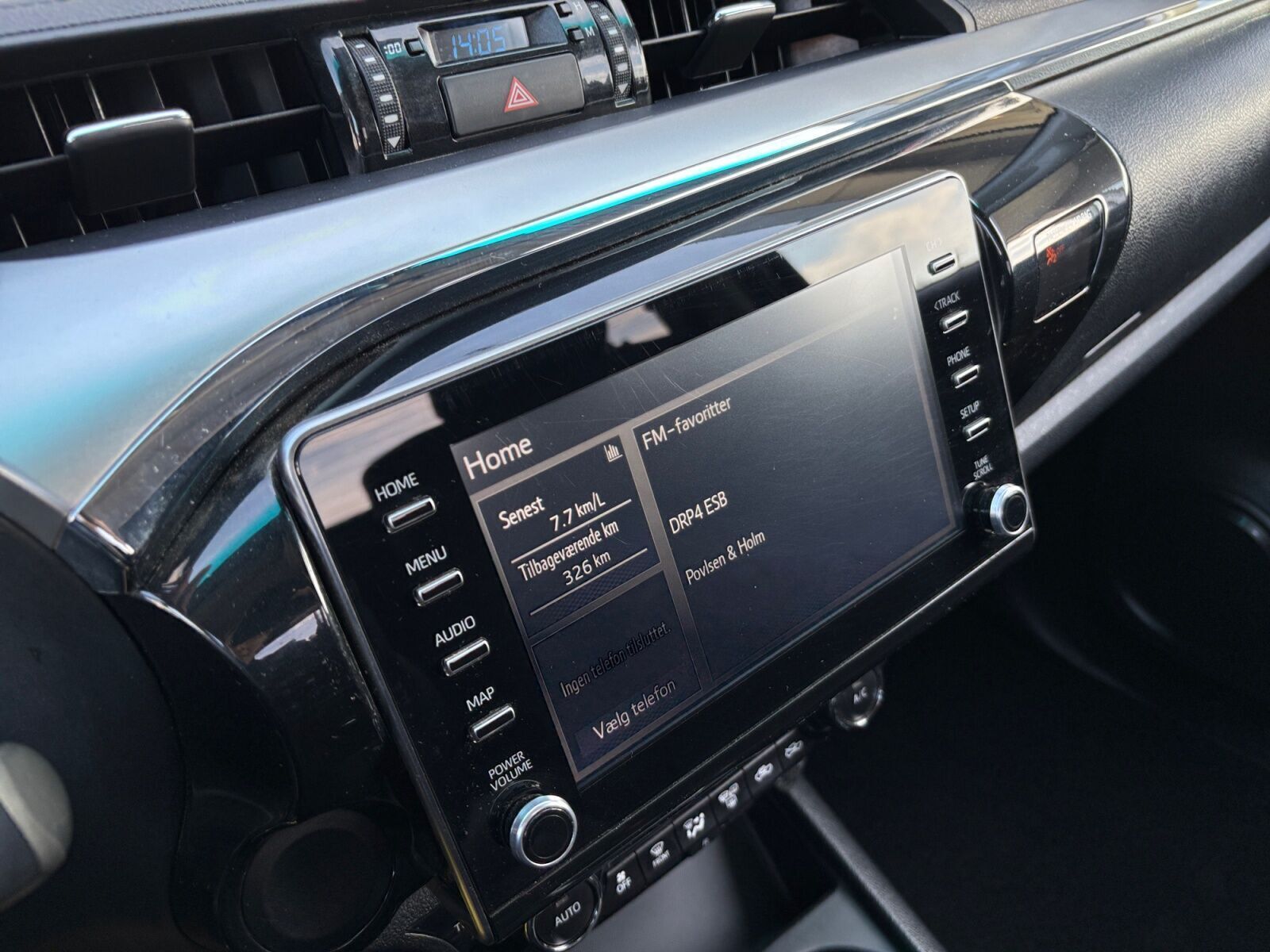 Sort Toyota HiLux fra 2021