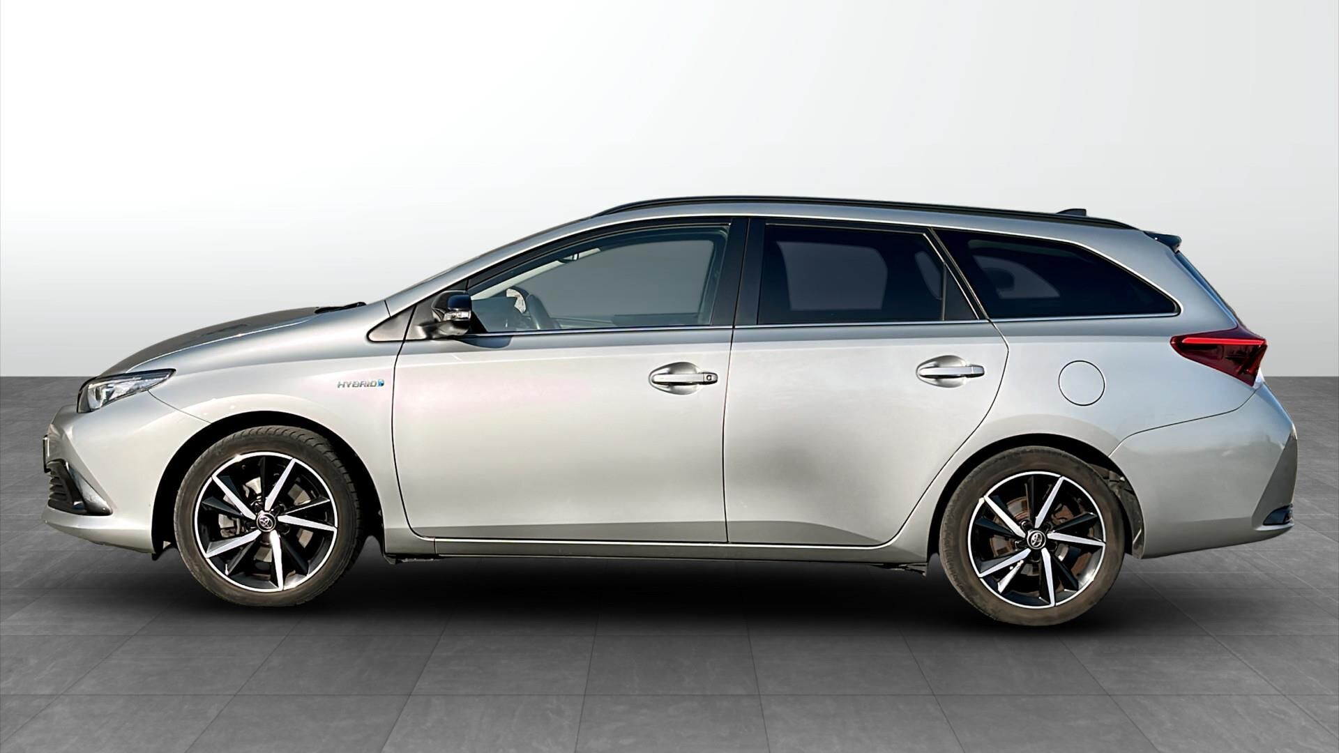 Toyota Auris 1,8 Touring Sports Hybrid H2 Selected Bi-tone 136HK Stc Aut.