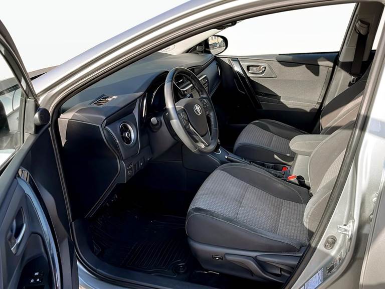 Toyota Auris 1,8 Touring Sports Hybrid H2 Selected Bi-tone 136HK Stc Aut.