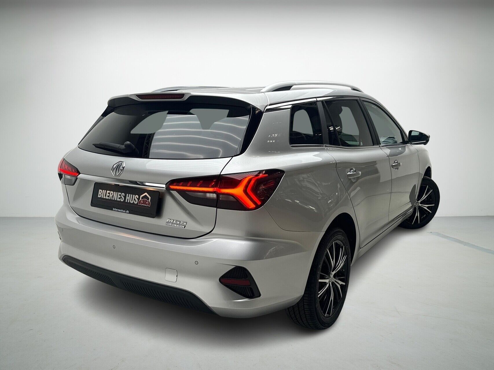 MG MG5 Electric EL Standard Range Luxury 177HK Stc Aut.