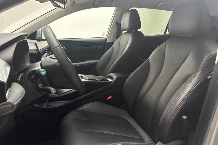 Sølv MG MG5 Electric fra 2023