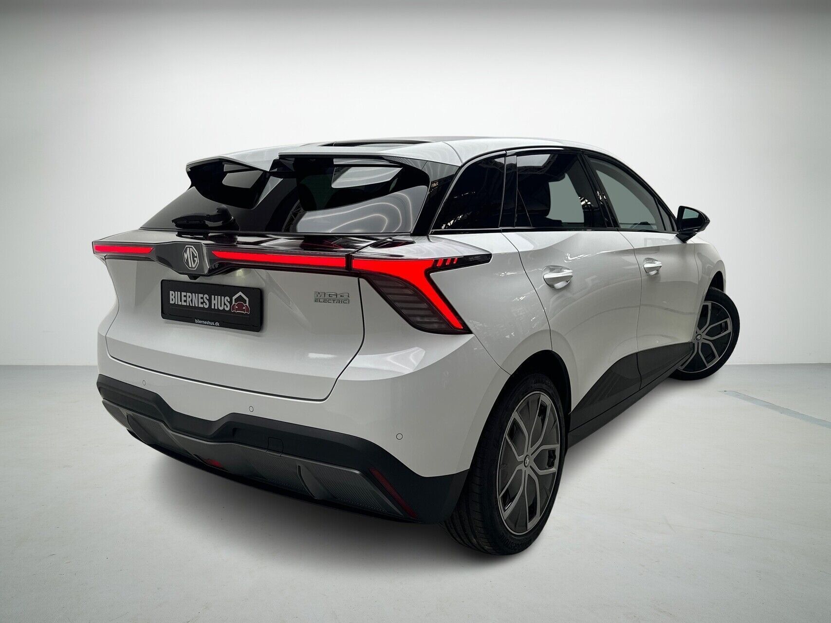 MG MG4 Electric EL Luxury Long Range 204HK 5d Aut.