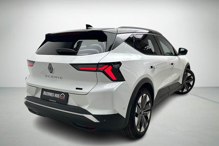 Hvid Renault Scénic fra 2024