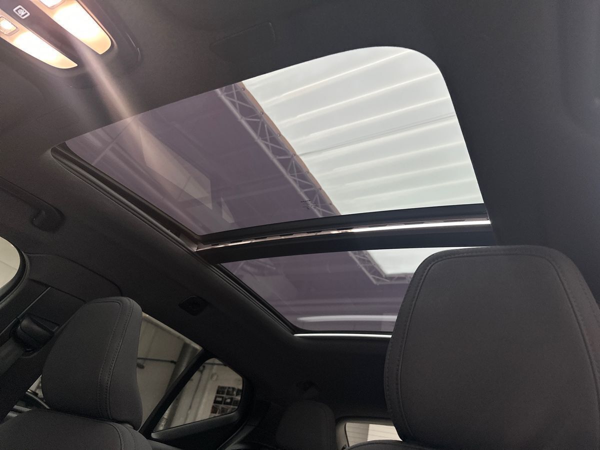 Sort Volvo XC40 fra 2023