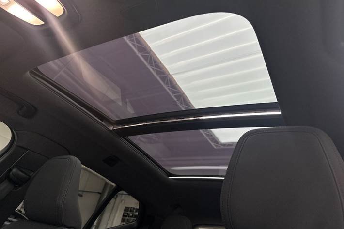 Sort Volvo XC40 fra 2023