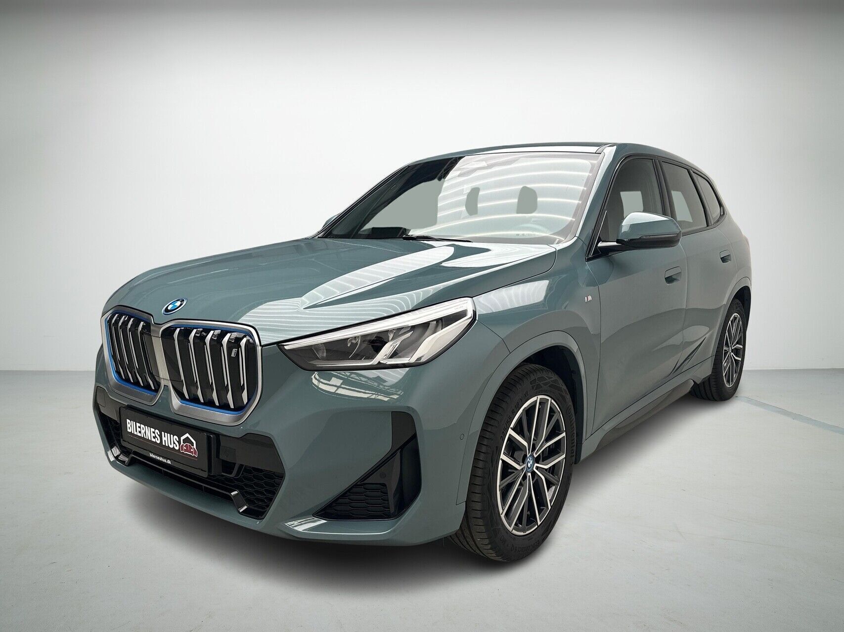 BMW iX1 xDrive30 EL M-Sport 4x4 313HK 5d Aut.