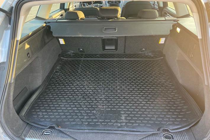 Grøn Ford Mondeo fra 2015