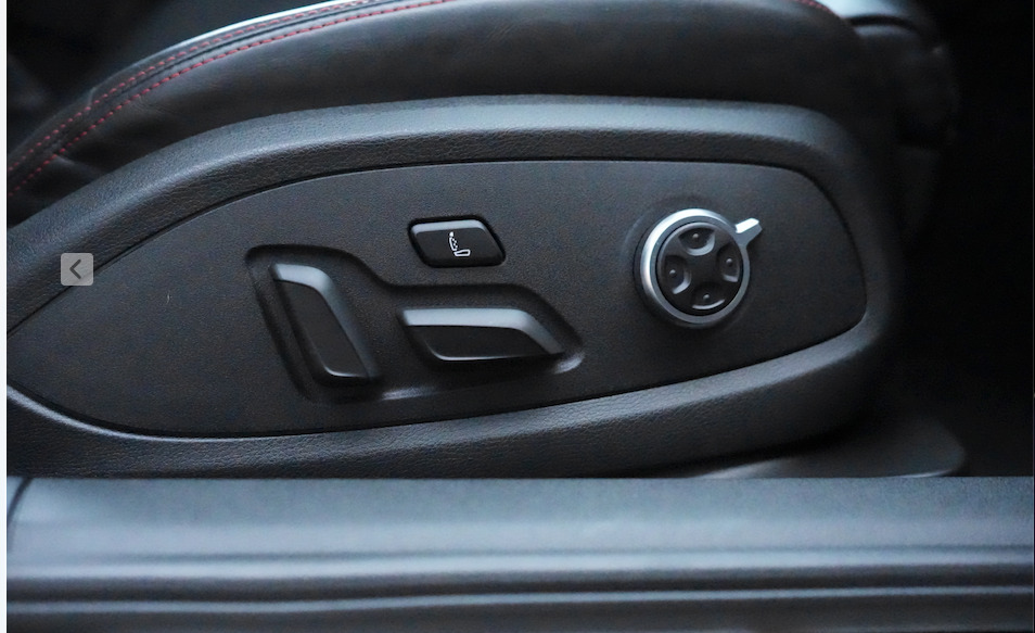 Grå Audi RS4 fra 2018