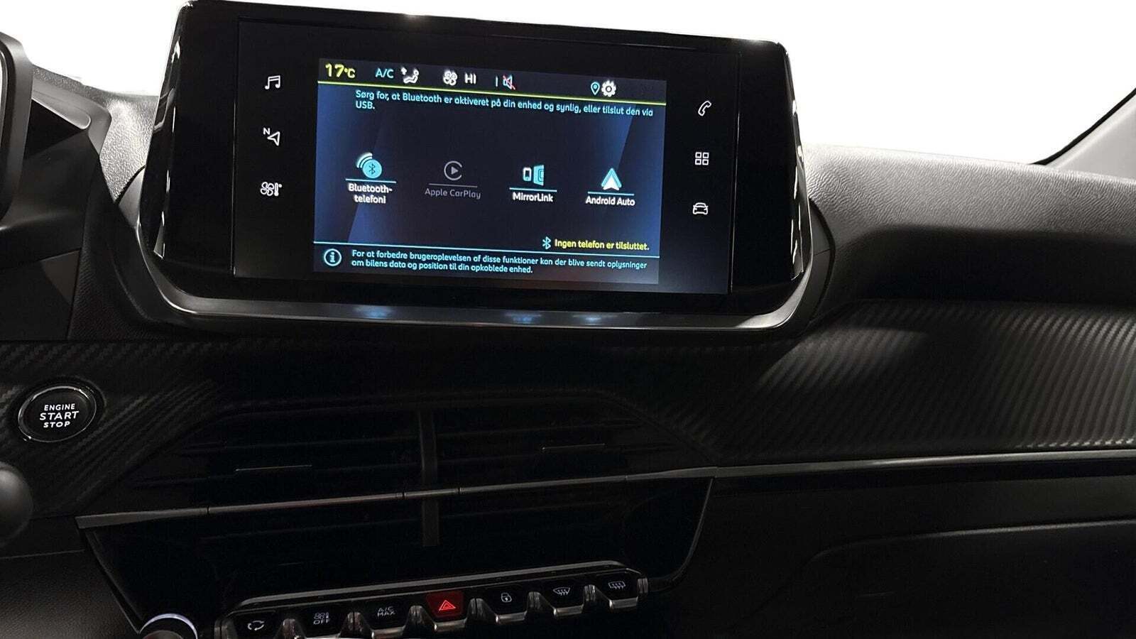 Sort Peugeot e-208 fra 2022