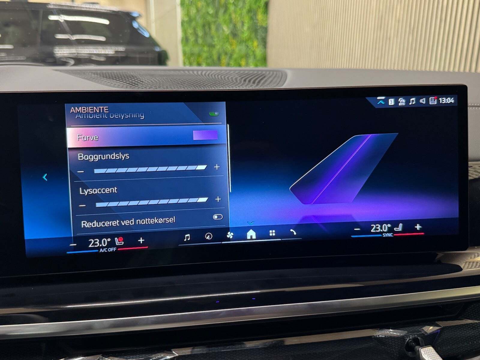 Grå BMW X5 fra 2025