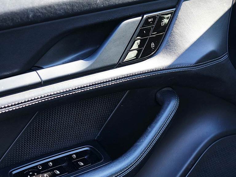 Porsche Taycan 4S Performance+