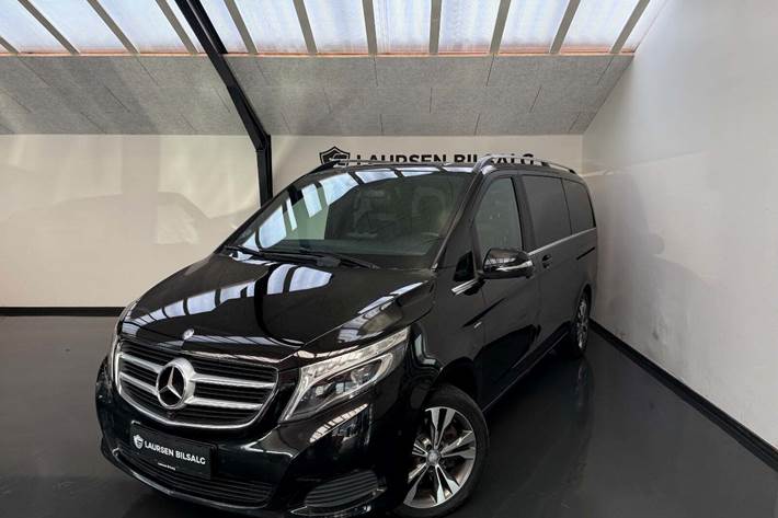 Sort Mercedes V250 d fra 2014