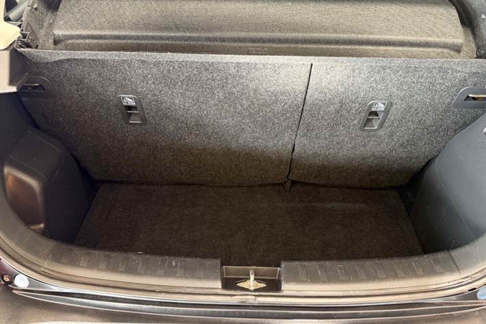 Sort Suzuki Swift fra 2011