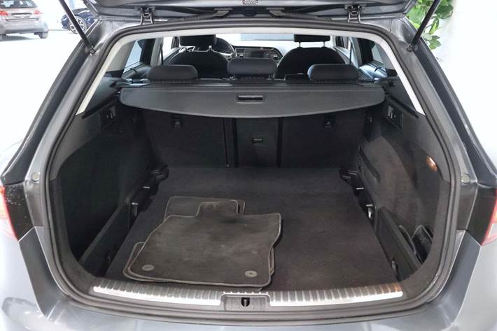 Grå Seat Leon fra 2016