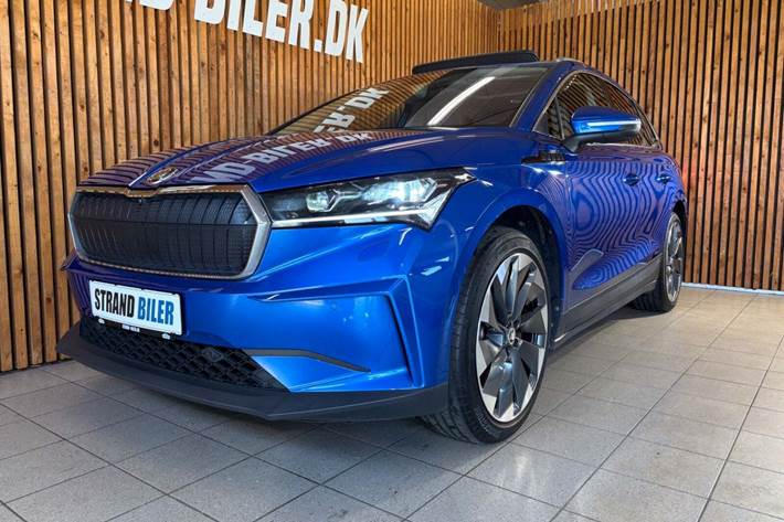 Blå Skoda Enyaq fra 2022