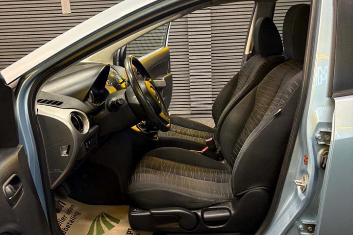 undefined Mazda 2 fra 2008