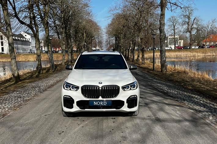 Hvid BMW X5 fra 2019