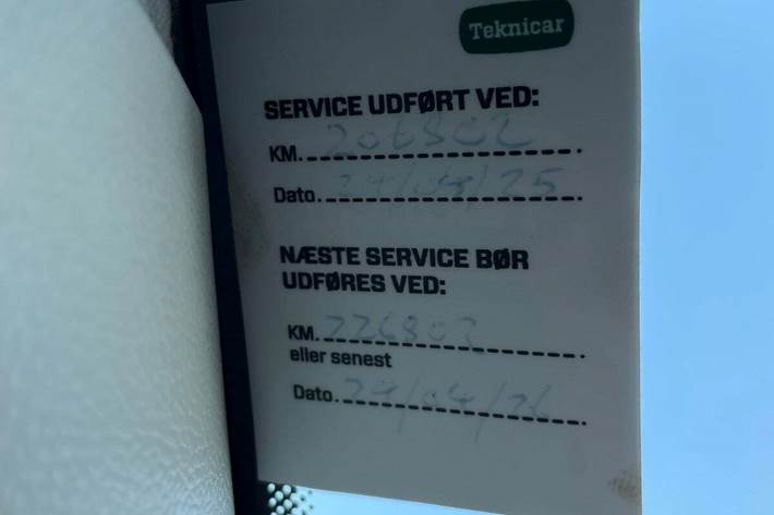 Grå Skoda Fabia fra 2015