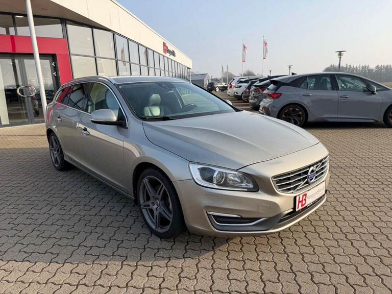 Volvo V60 2,0 D4 163 Summum aut.