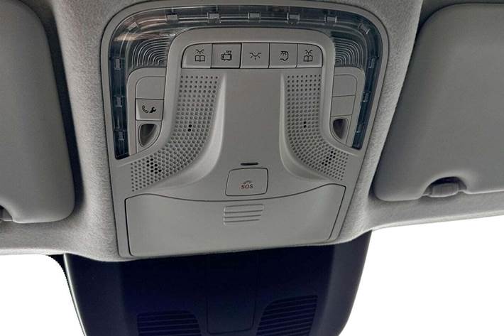 Grå Mercedes Vito 116 fra 2023