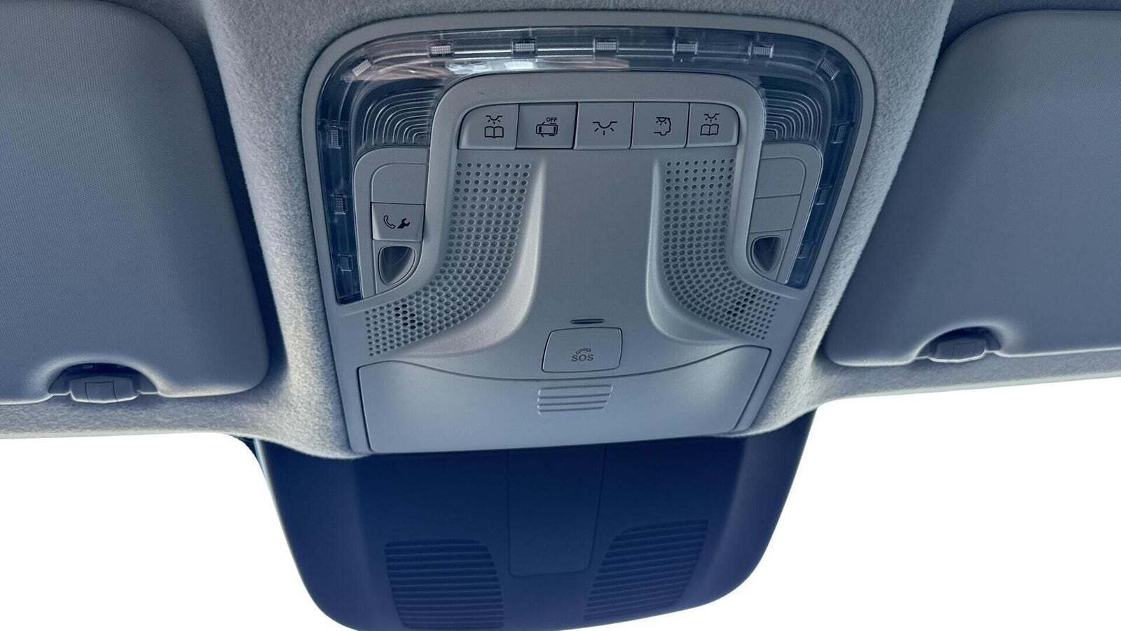 Hvid Mercedes Vito 116 fra 2022