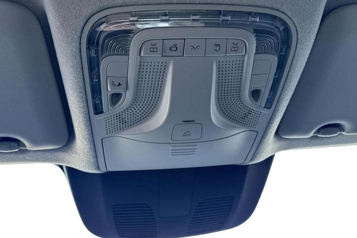 Hvid Mercedes Vito 116 fra 2022