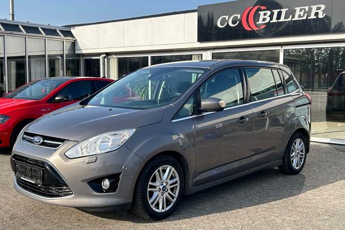Grå Ford Grand C-Max fra 2015