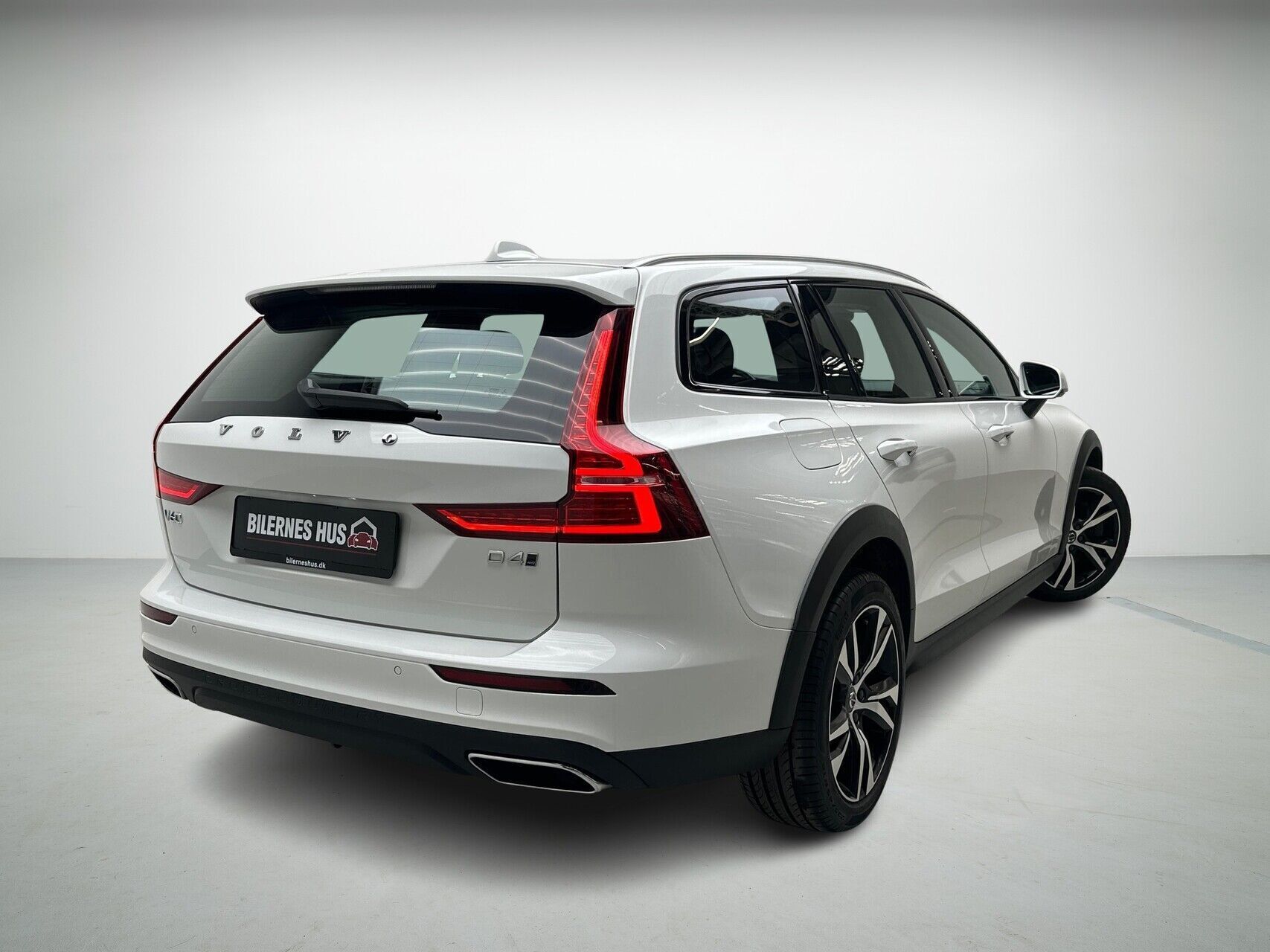 Volvo V60 Cross Country 2,0 D4 AWD 190HK Stc 8g Aut.
