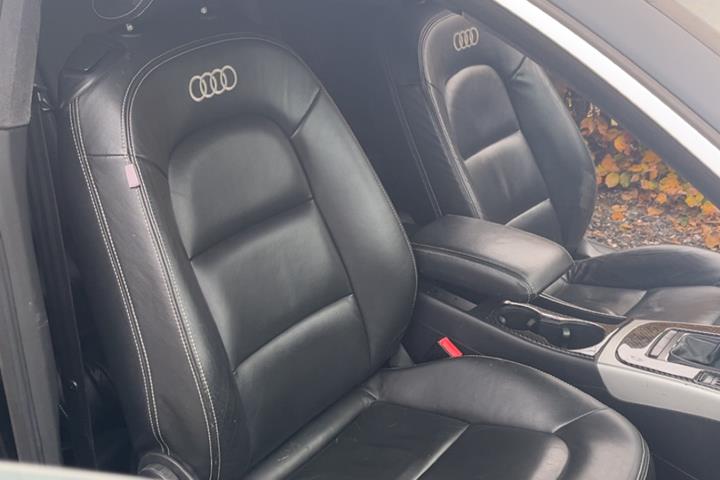 Hvid Audi A 6 fra 2010