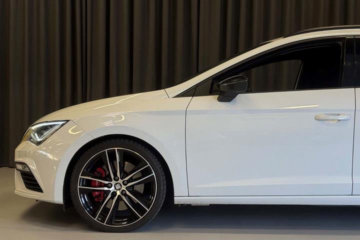 Hvid Seat Leon fra 2018