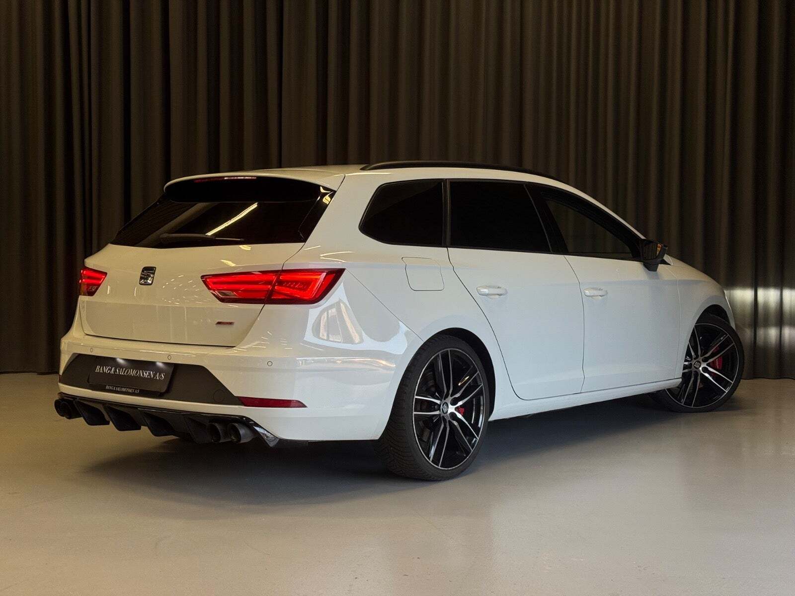 Hvid Seat Leon fra 2018