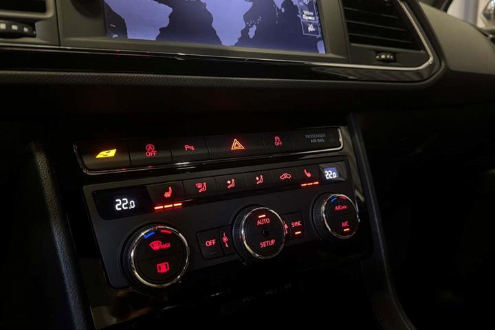 Hvid Seat Leon fra 2018