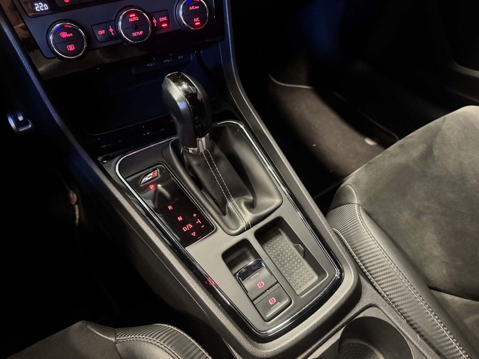 Hvid Seat Leon fra 2018