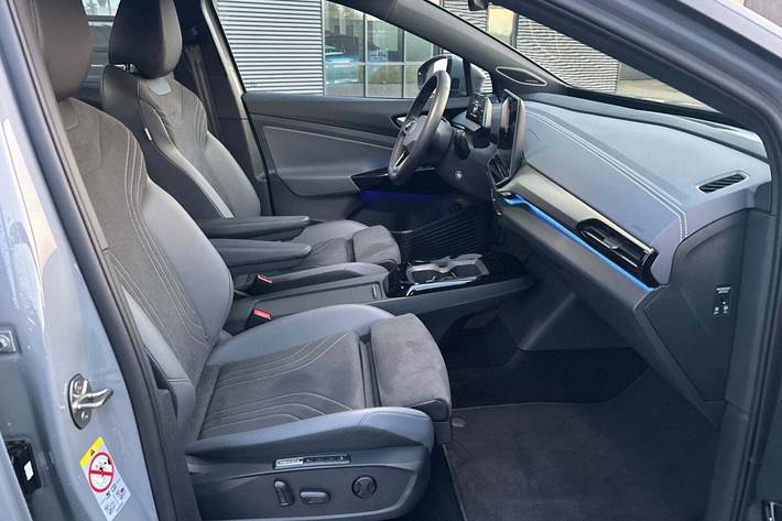Grå VW ID.4 fra 2025