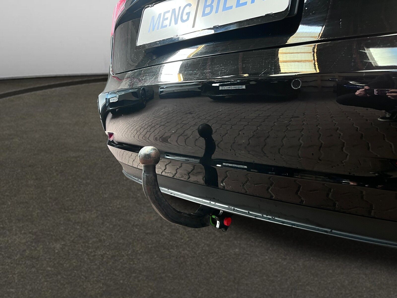 Sort Tesla Model 3 fra 2021