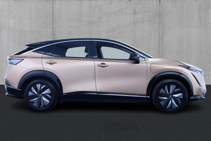 Bronze Nissan Ariya fra 2022