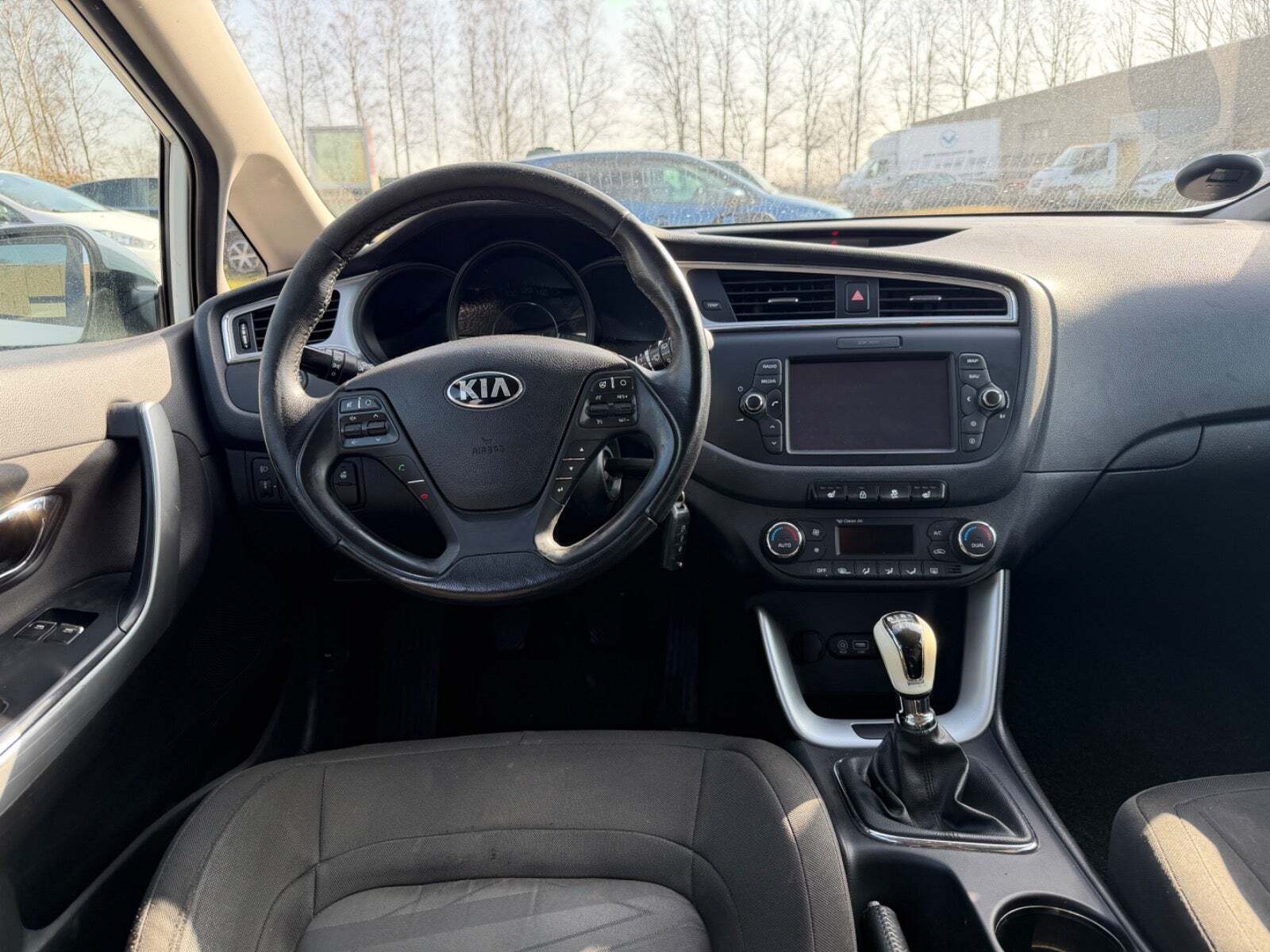 Kia Ceed 1,6 CRDi 136 Attraction SW