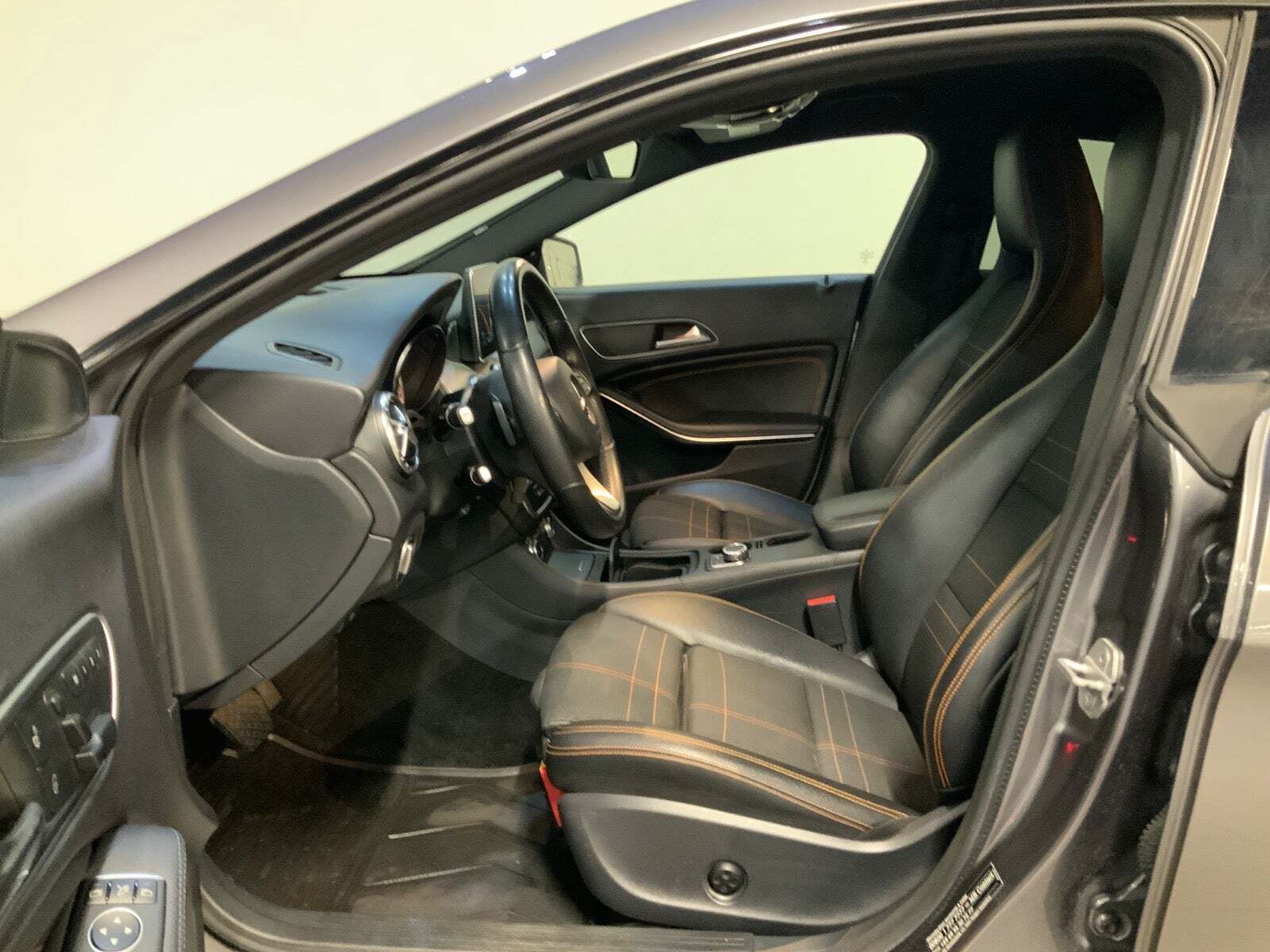 Mercedes CLA180