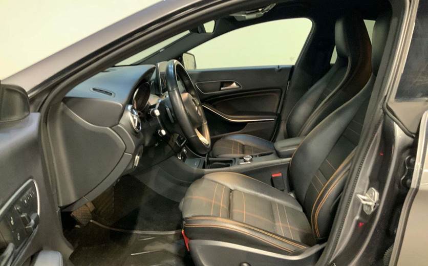 Mercedes CLA180
