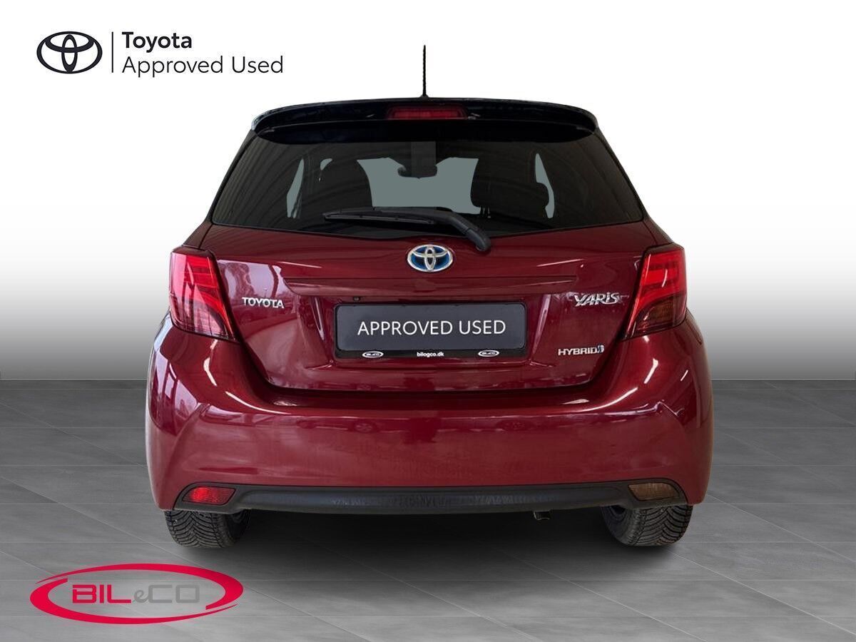 Toyota Yaris 1,5 Hybrid Spirit E-CVT 100HK 5d Trinl. Gear