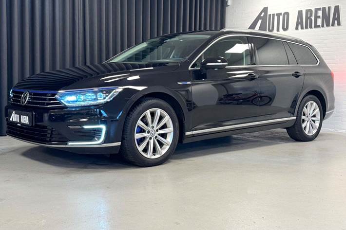 Sort VW Passat fra 2018