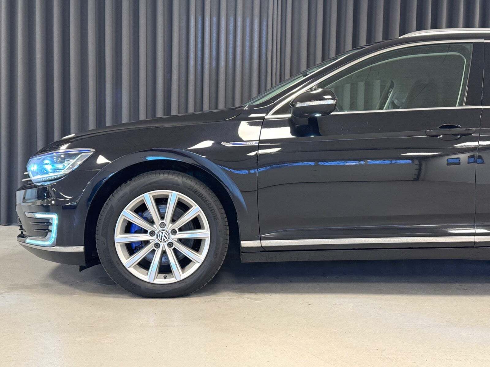 Sort VW Passat fra 2018