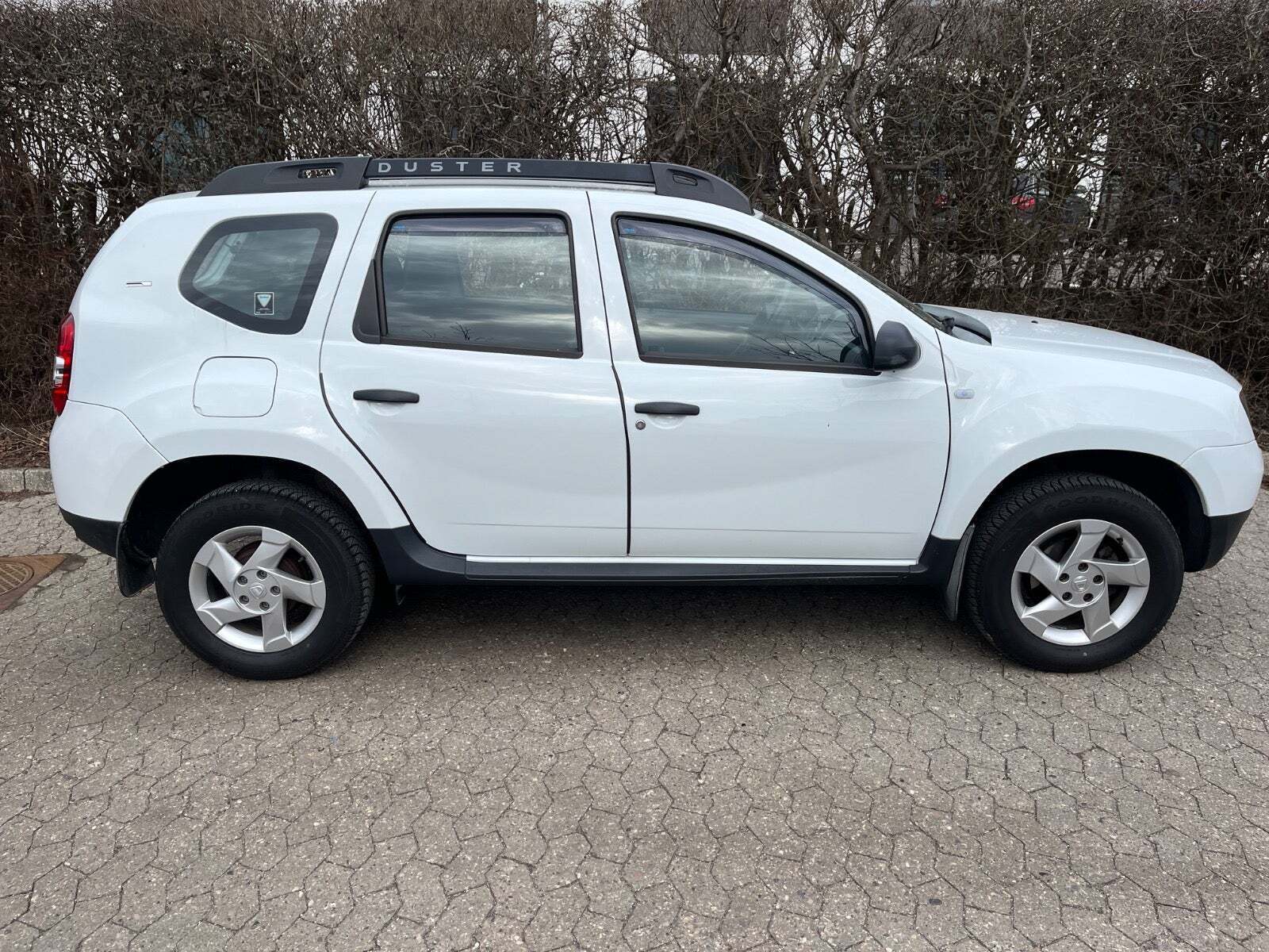 Dacia Duster 1,6 16V Family Edition