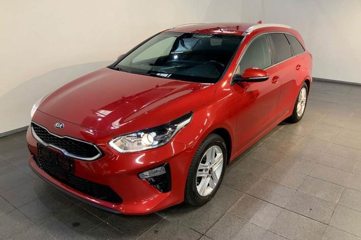 Rød Kia Ceed fra 2019