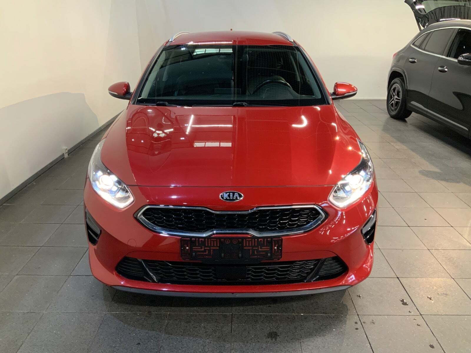 Kia Ceed 1,6 CRDi 136 Intro Edition SW DCT