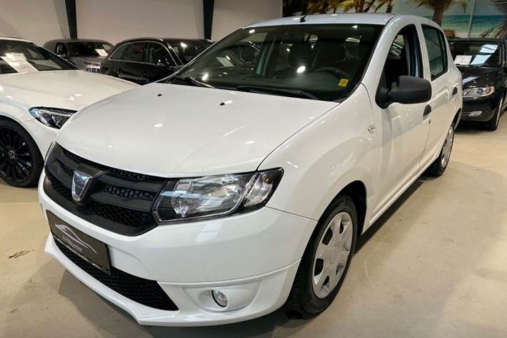 Hvid Dacia Sandero fra 2013