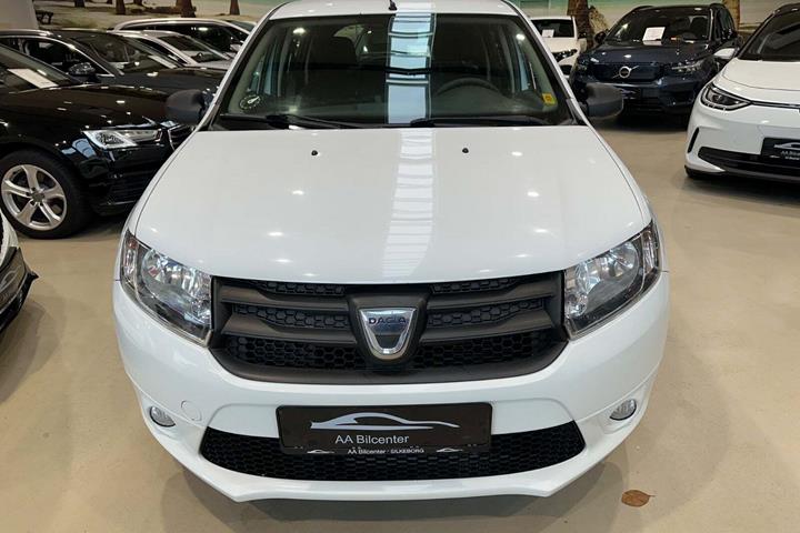 Hvid Dacia Sandero fra 2013